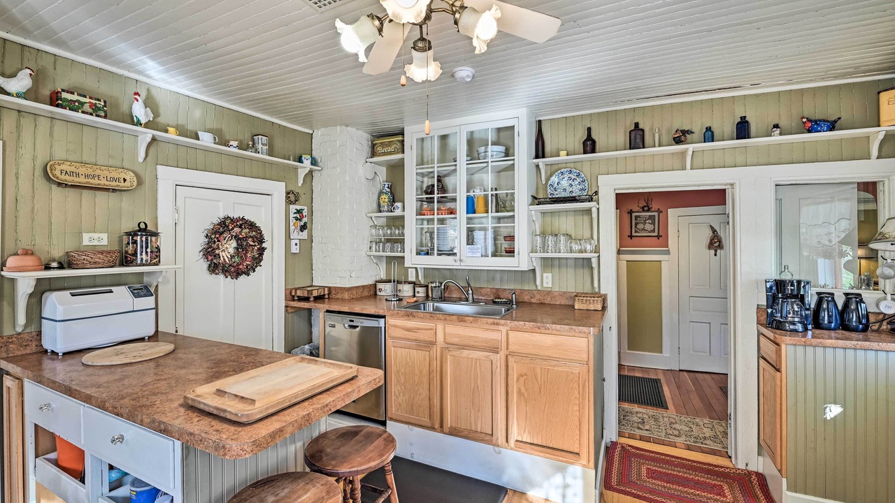 Photo of Kitchen in Olmstedville