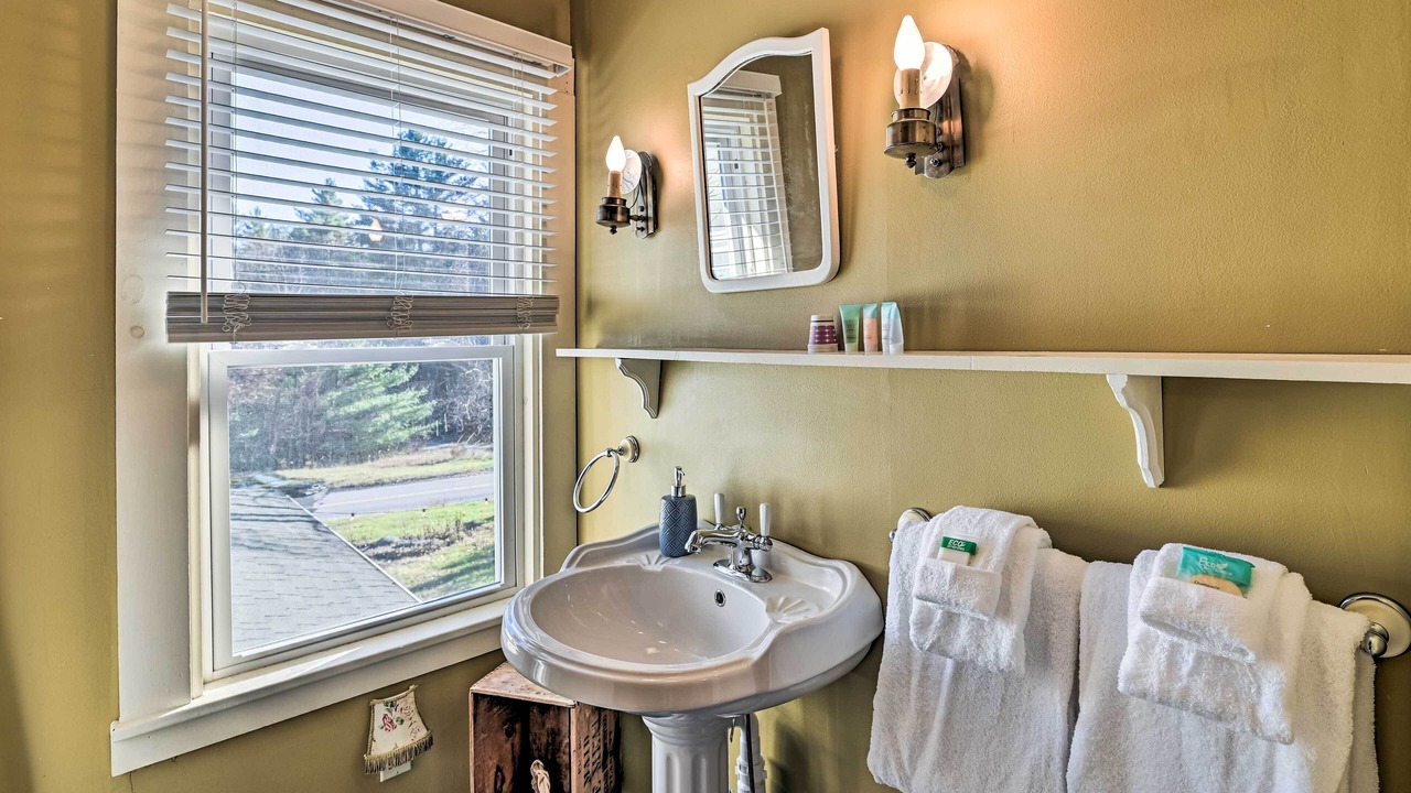Photo of Bathroom in Olmstedville