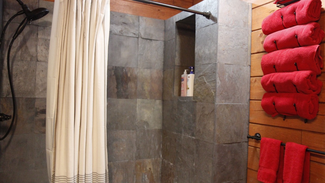 Photo of Bathroom in Jay