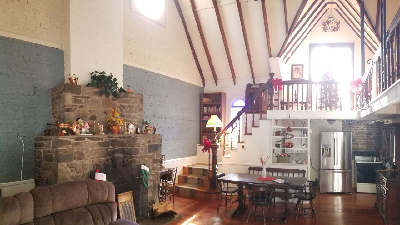 Photo of Livingroom in Staatsburg