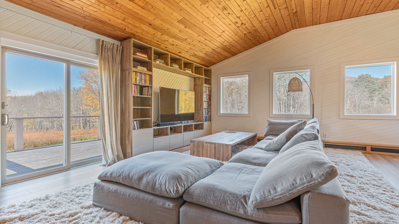 Photo of Livingroom in Jewett