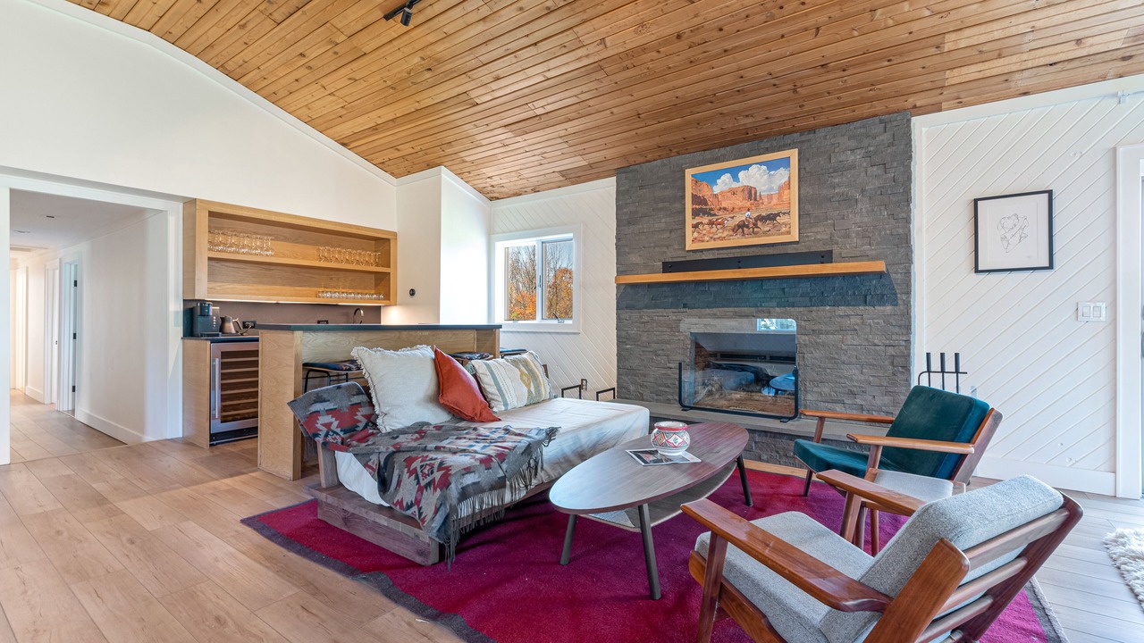 Photo of Livingroom in Jewett
