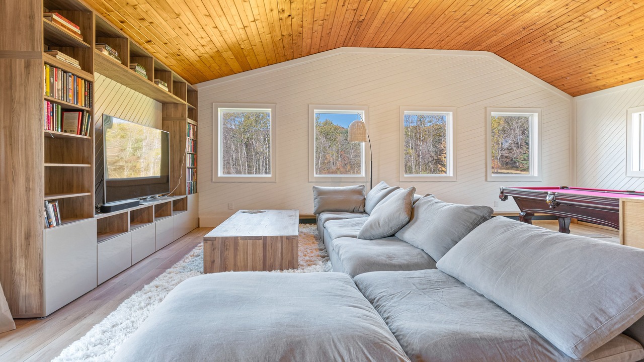 Photo of Livingroom in Jewett