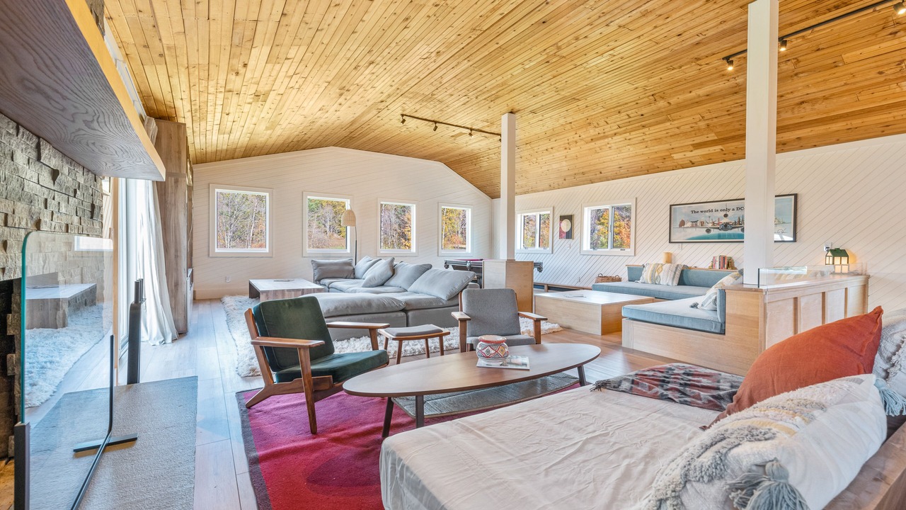Photo of Livingroom in Jewett