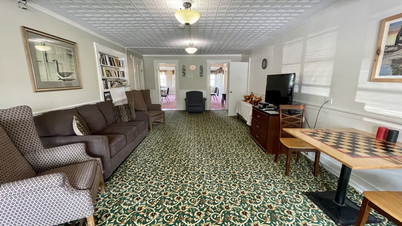 Photo of Livingroom in Wolfeboro