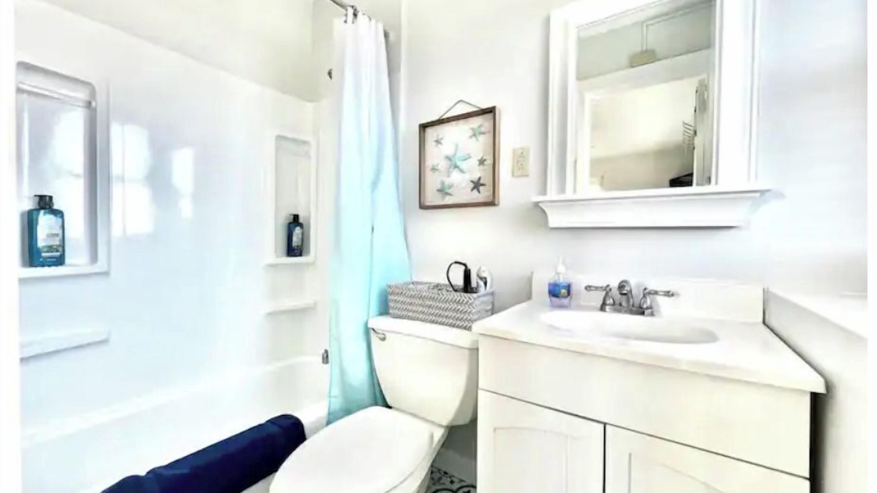 Photo of Bathroom in North End