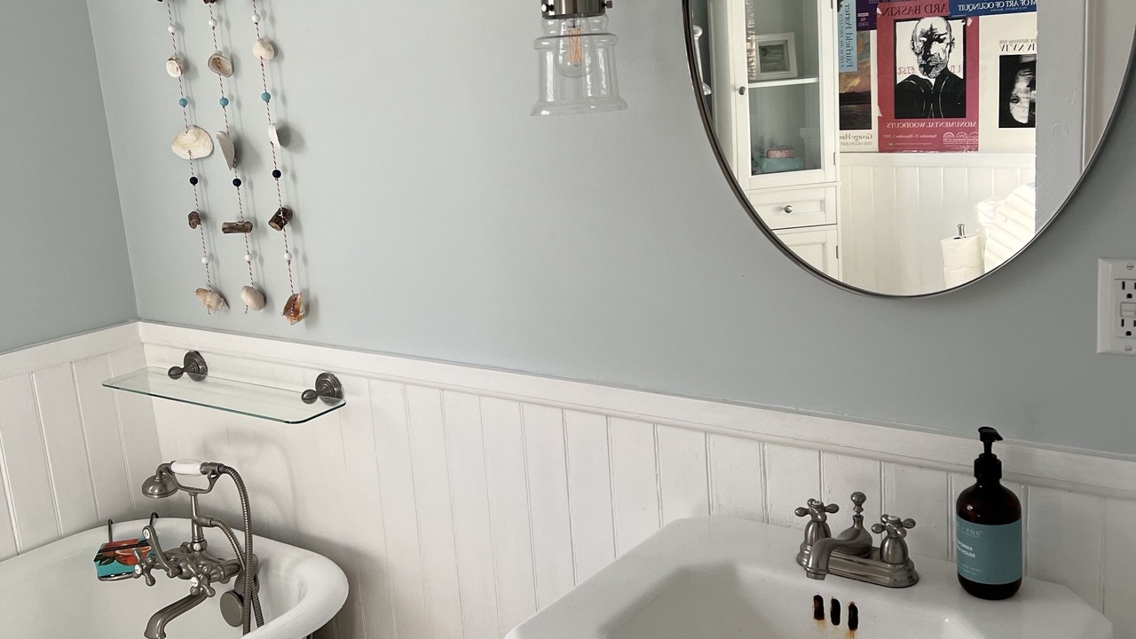 Photo of Bathroom in Cape Neddick