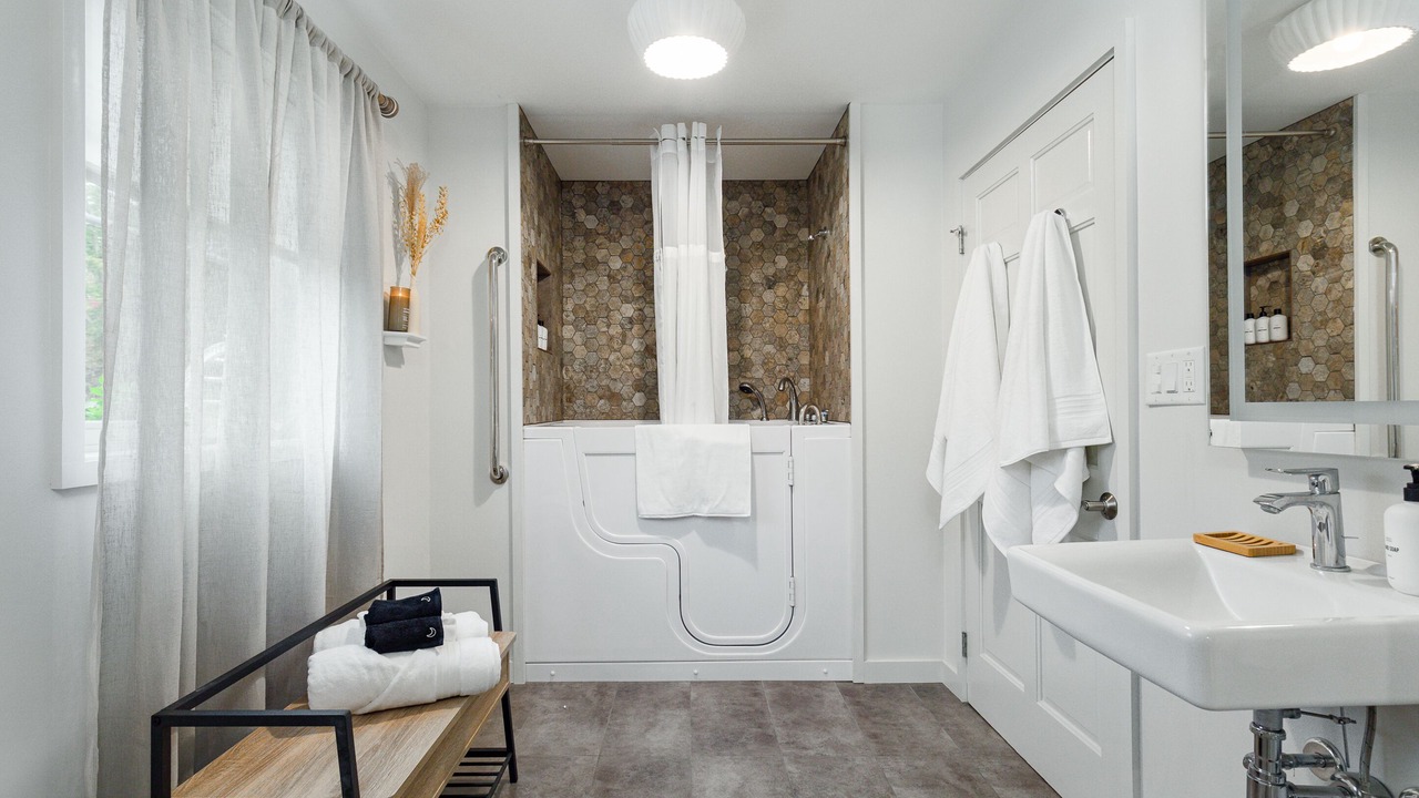 Photo of Bathroom in Saugerties