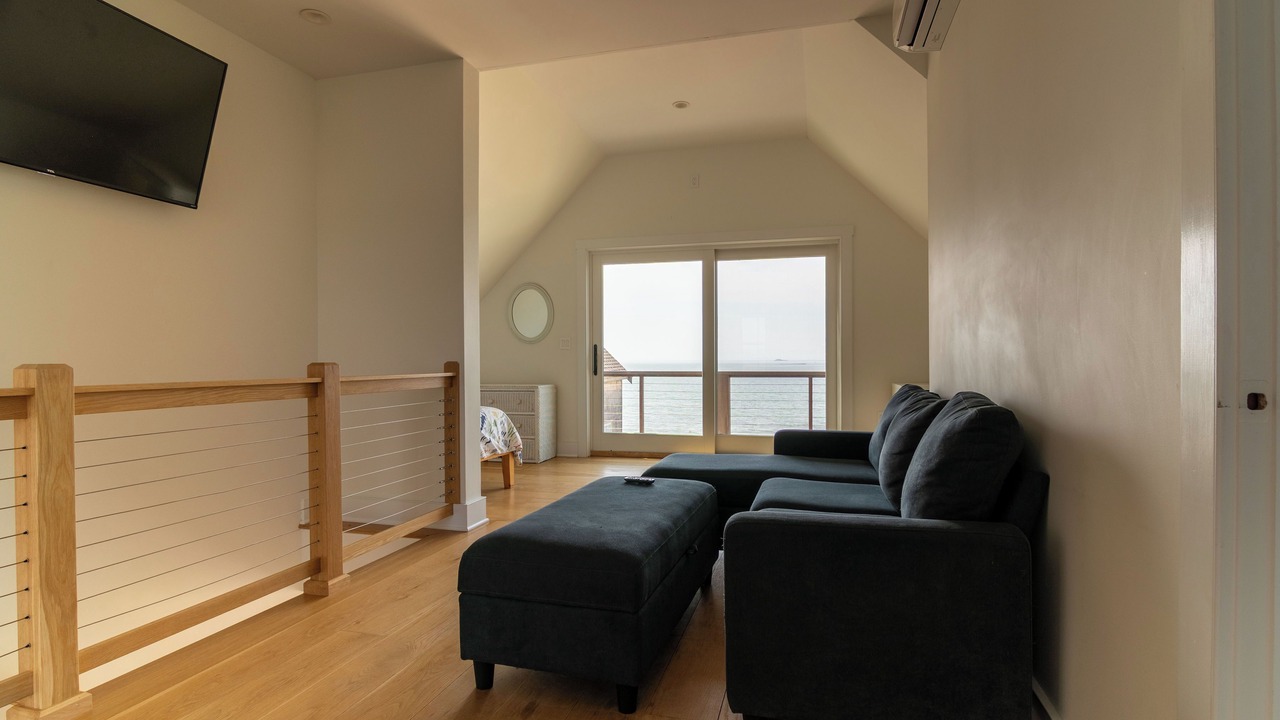 Photo of Livingroom in Madison