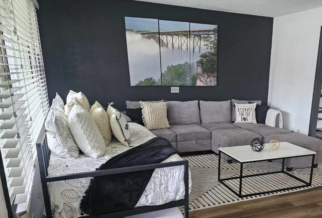 Photo of Livingroom in Summerlee