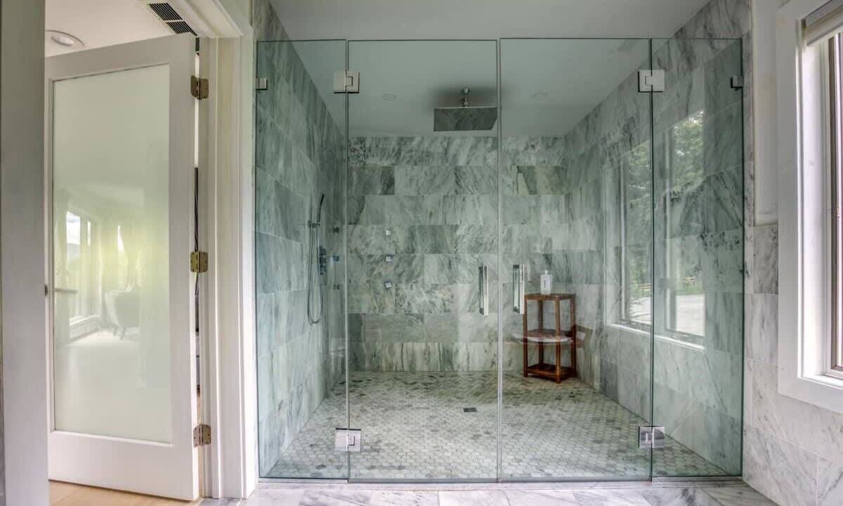 Photo of Bathroom in Williamstown