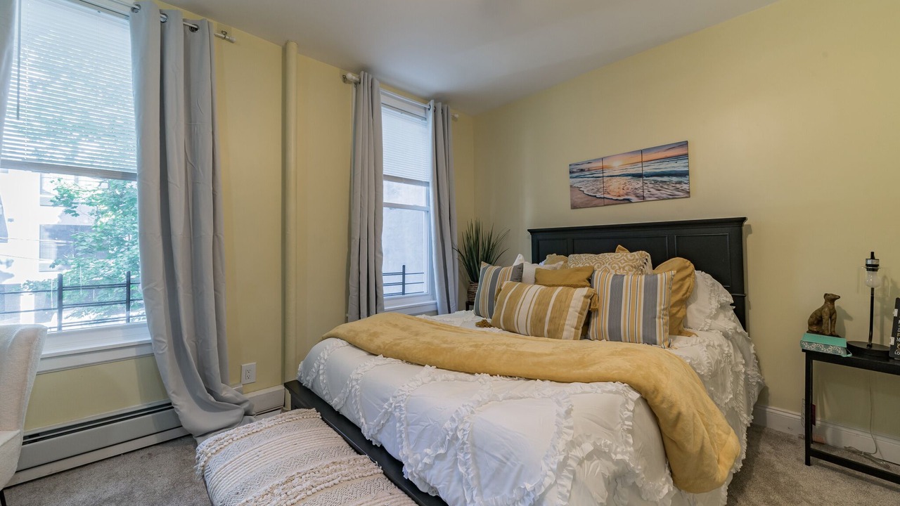Photo of Bedroom in Bedford-Stuyvesant