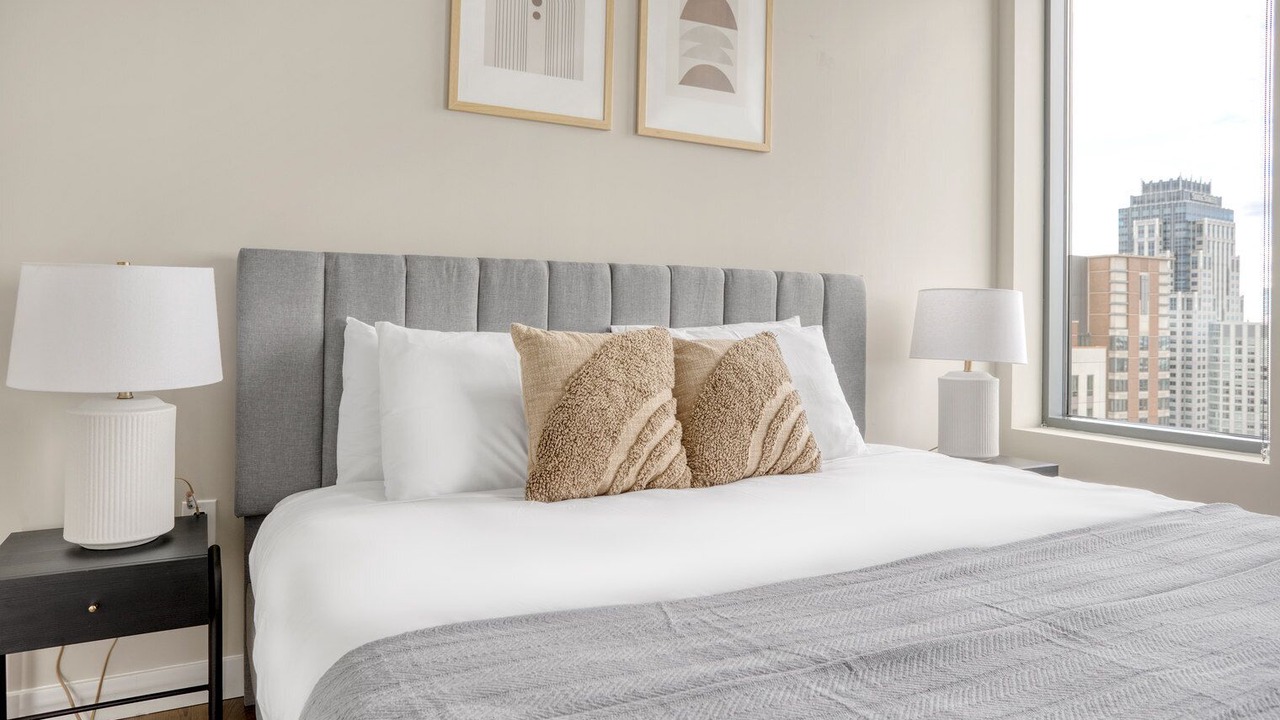 Photo of Bedroom in Theatre District