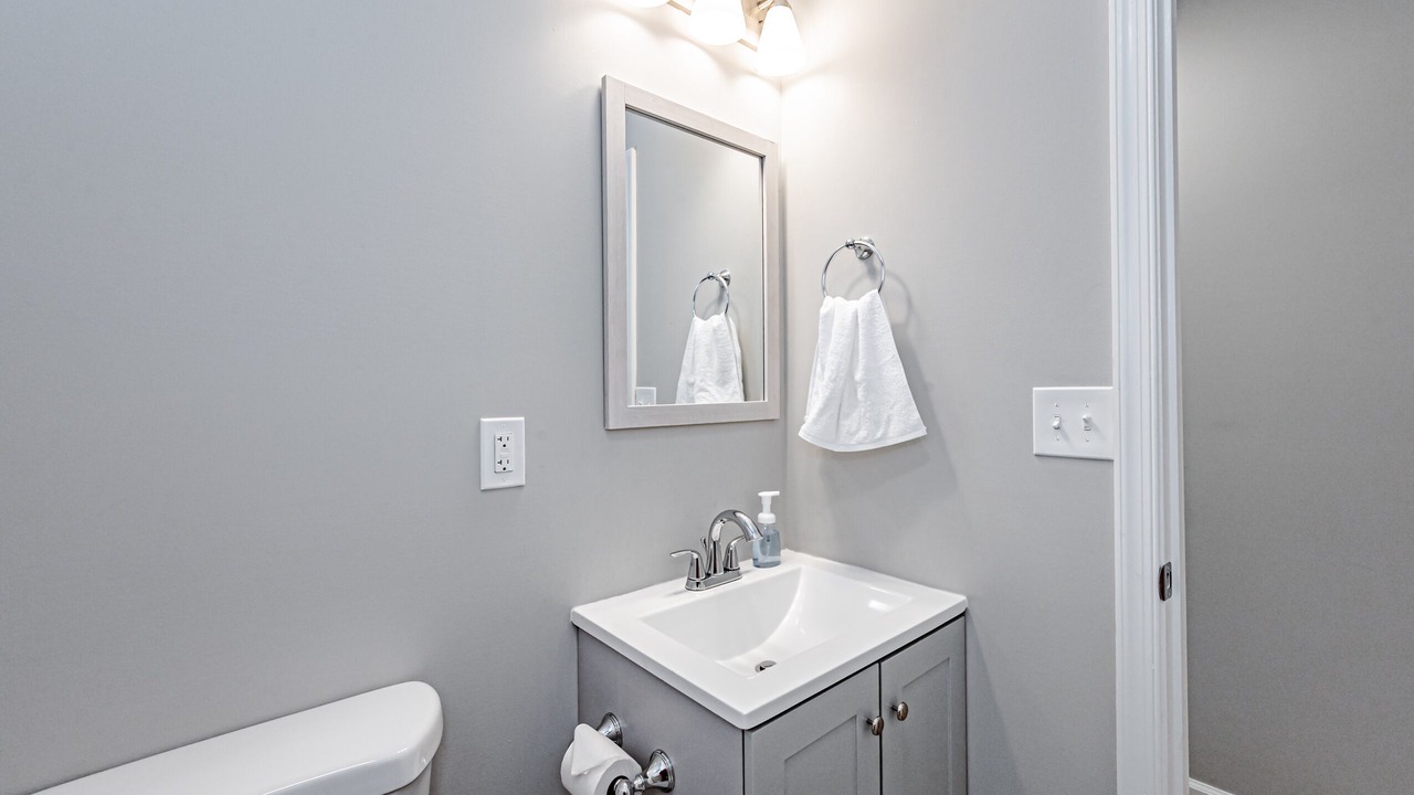 Photo of Bathroom in Mosby