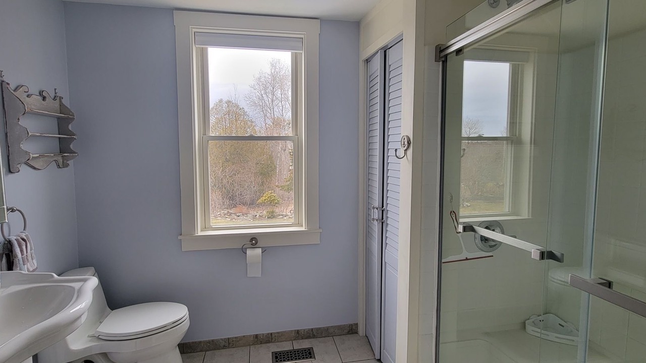Photo of Bathroom in Tenants Harbor