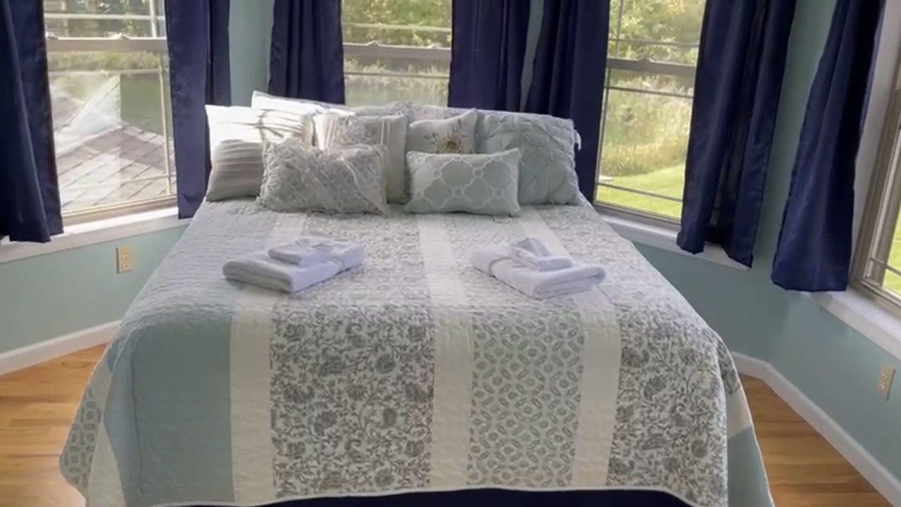 Photo of Bedroom in Oneida