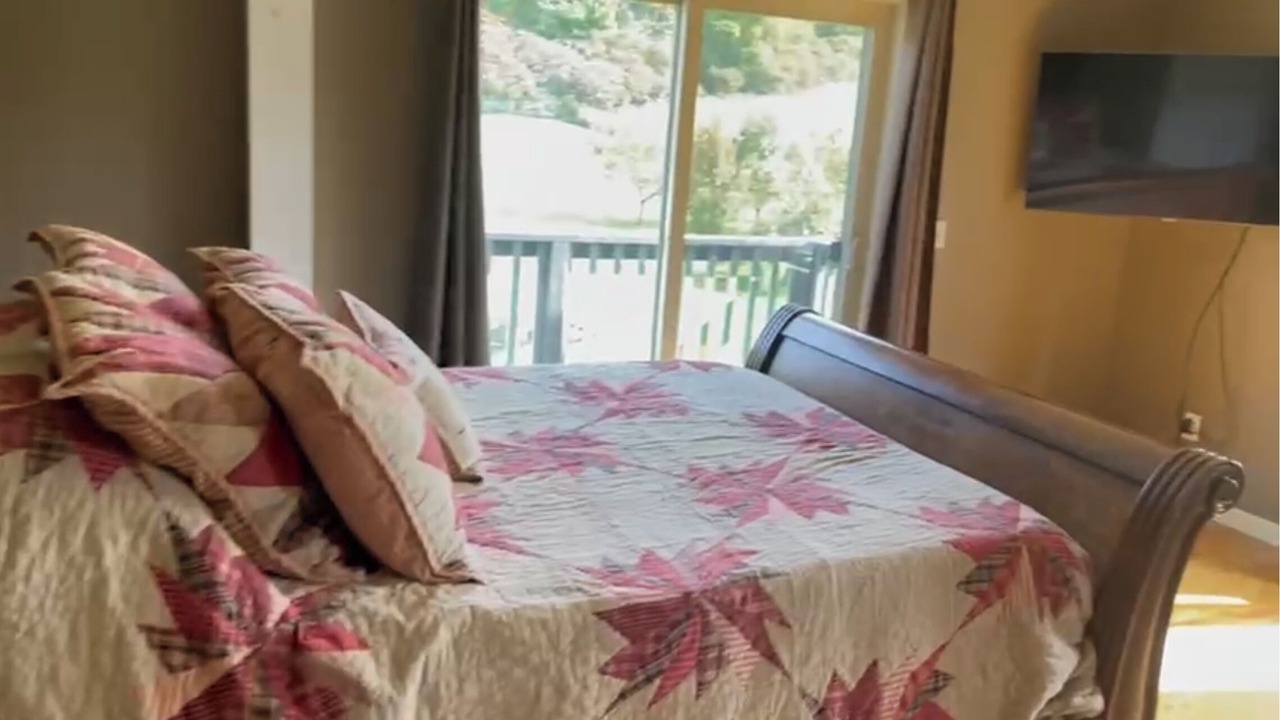 Photo of Bedroom in Oneida