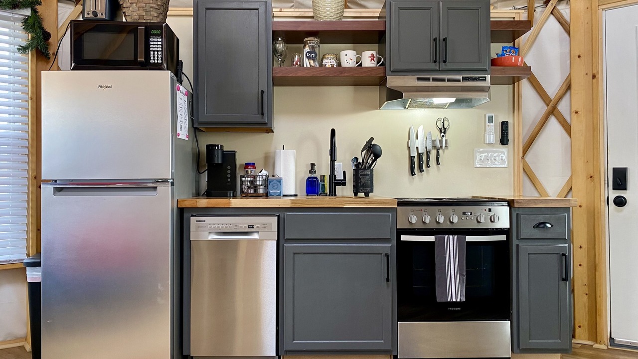 Photo of Kitchen in New River
