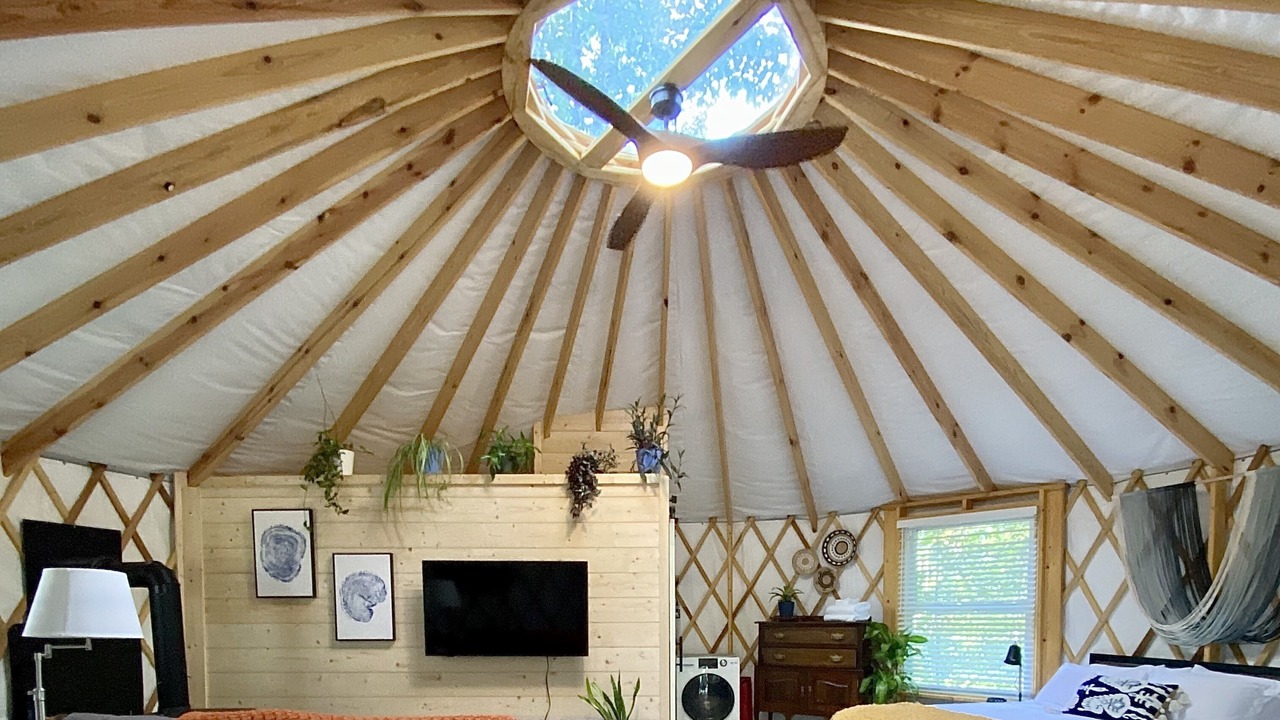 Photo of Bedroom in New River