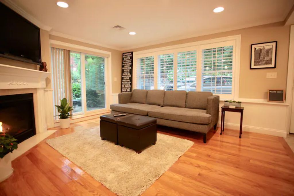 Photo of Livingroom in Melrose