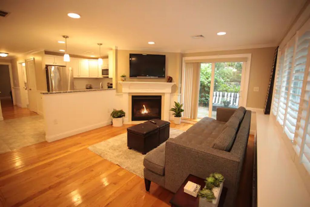Photo of Livingroom in Melrose