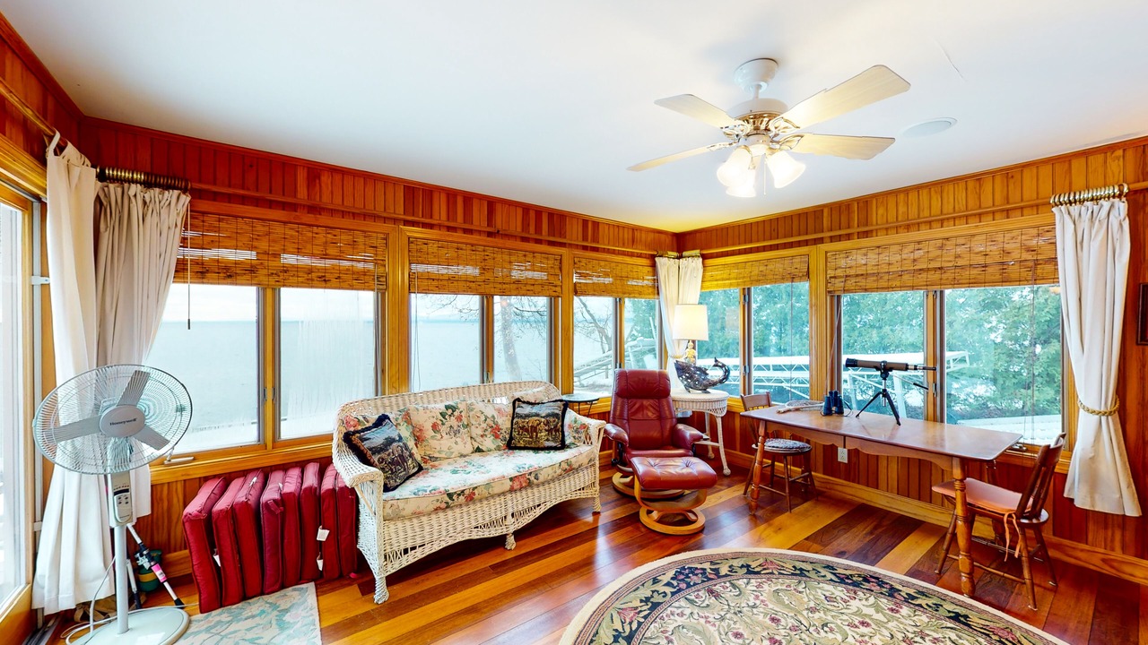 Photo of Bedroom in Malletts Bay
