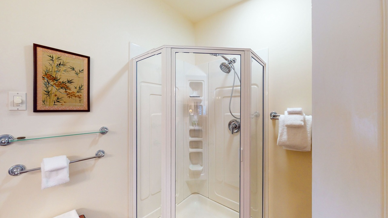 Photo of Bathroom in Malletts Bay