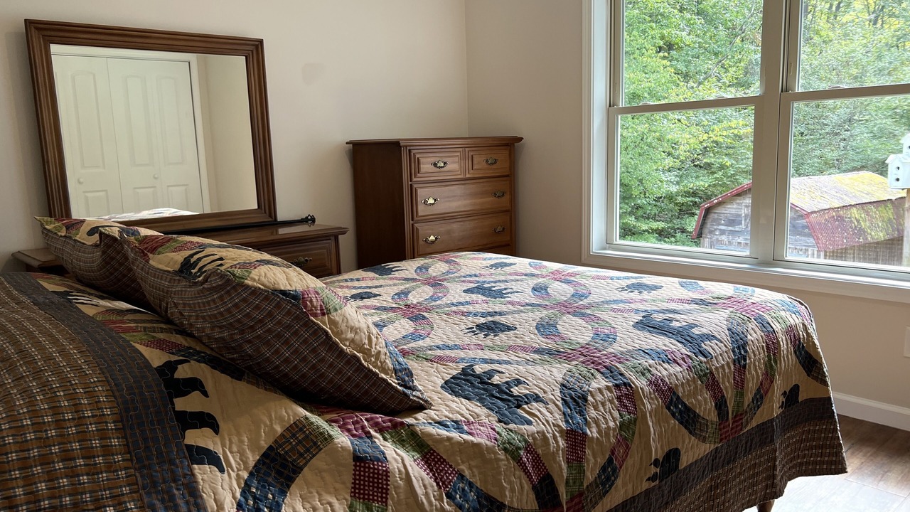 Photo of Bedroom in Spring Hill