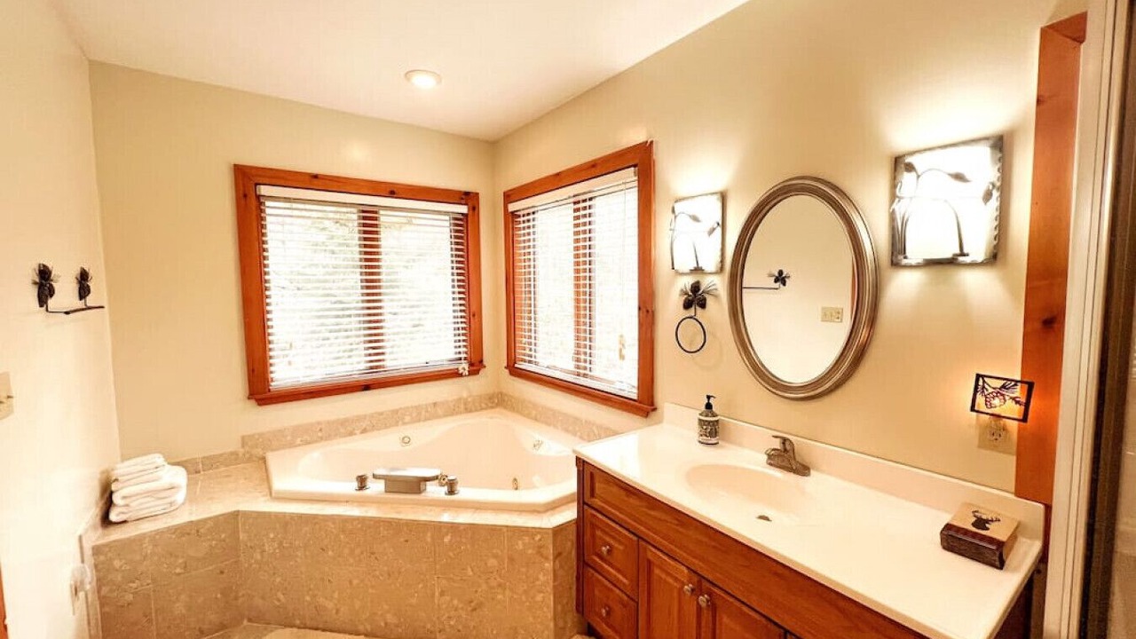 Photo of Bathroom in Inlet