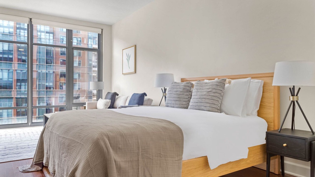 Photo of Bedroom in Mount Vernon Triangle