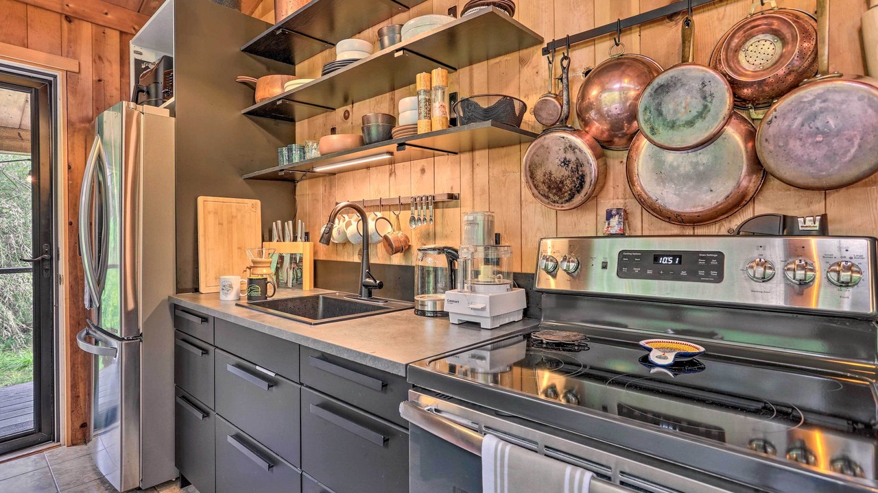 Photo of Kitchen in High Falls