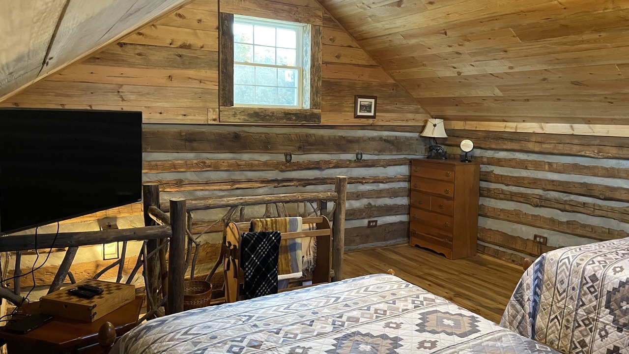 Photo of Bedroom in State Road