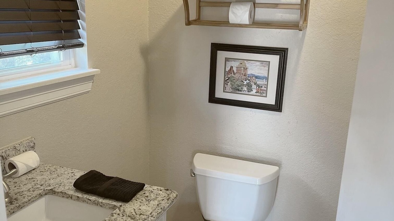 Photo of Bathroom in Manvel