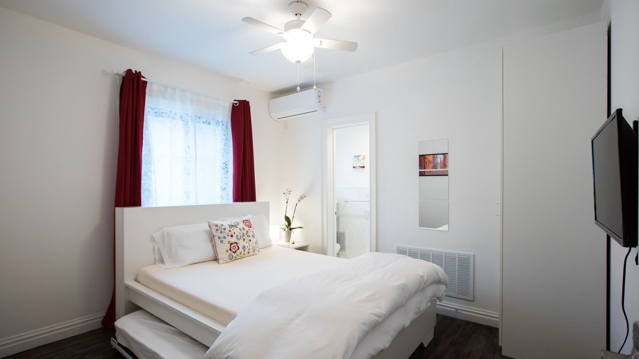 Photo of Bedroom in East Flushing