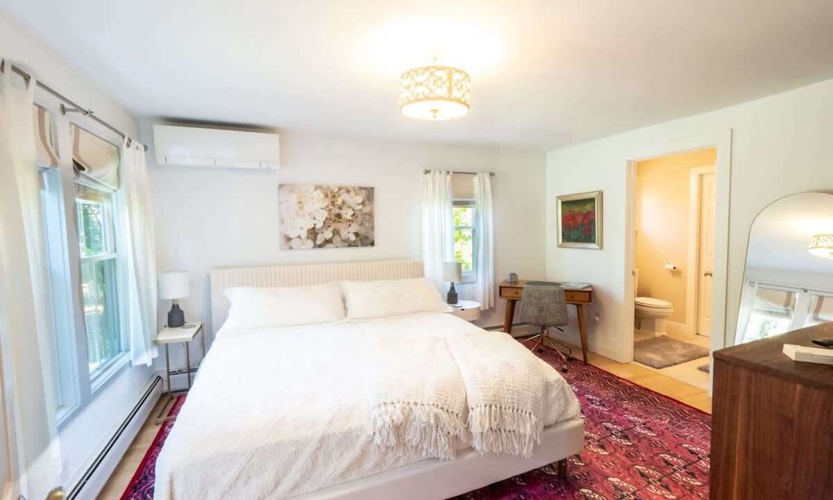 Photo of Bedroom in Stockbridge
