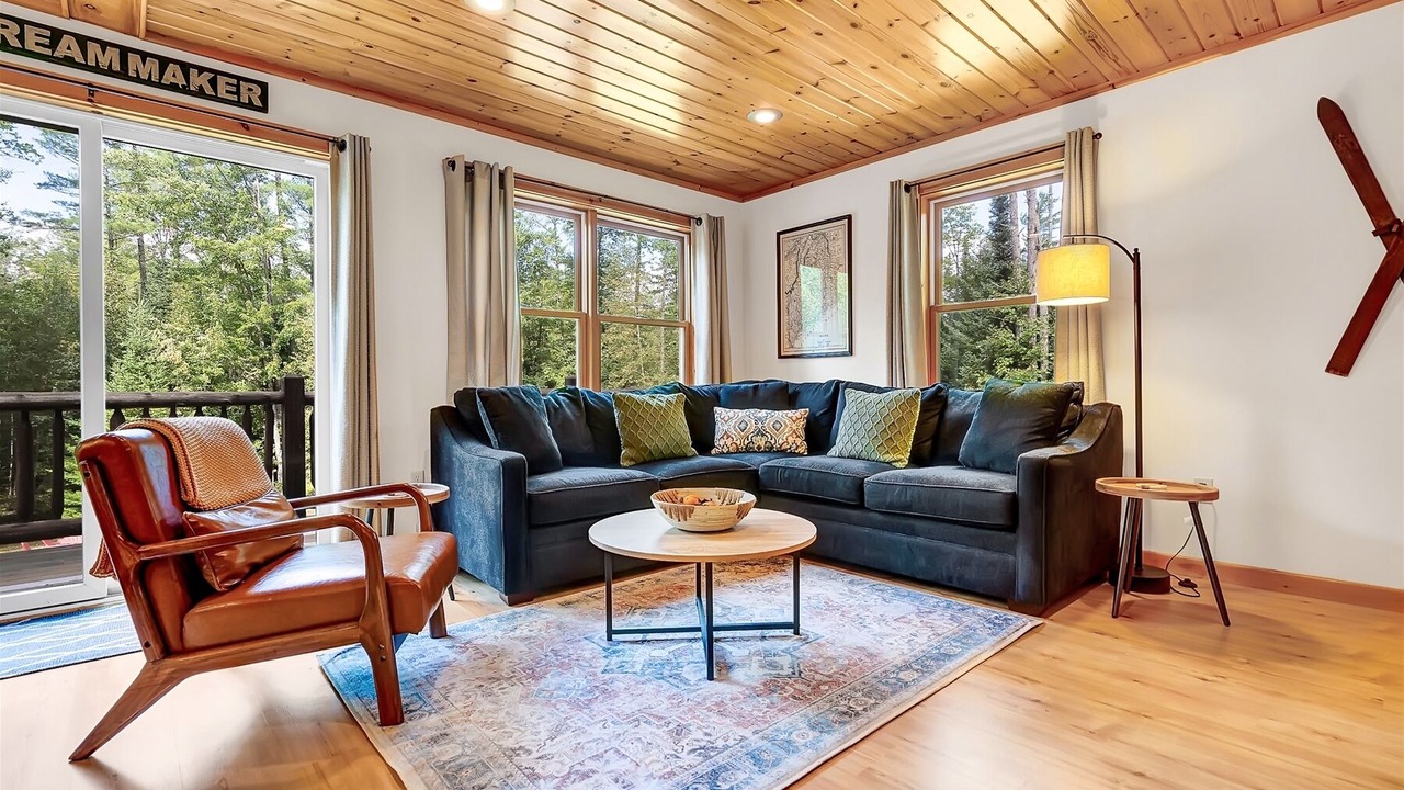Photo of Livingroom in Bethel