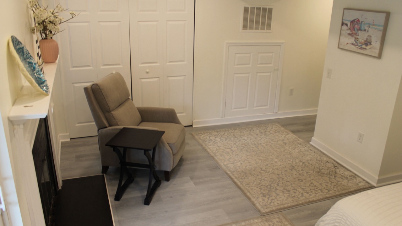Photo of Bedroom in Oak Hill
