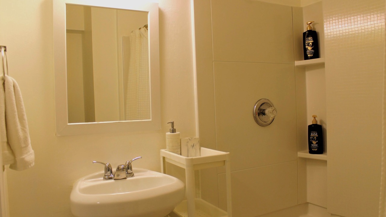 Photo of Bathroom in Oak Hill