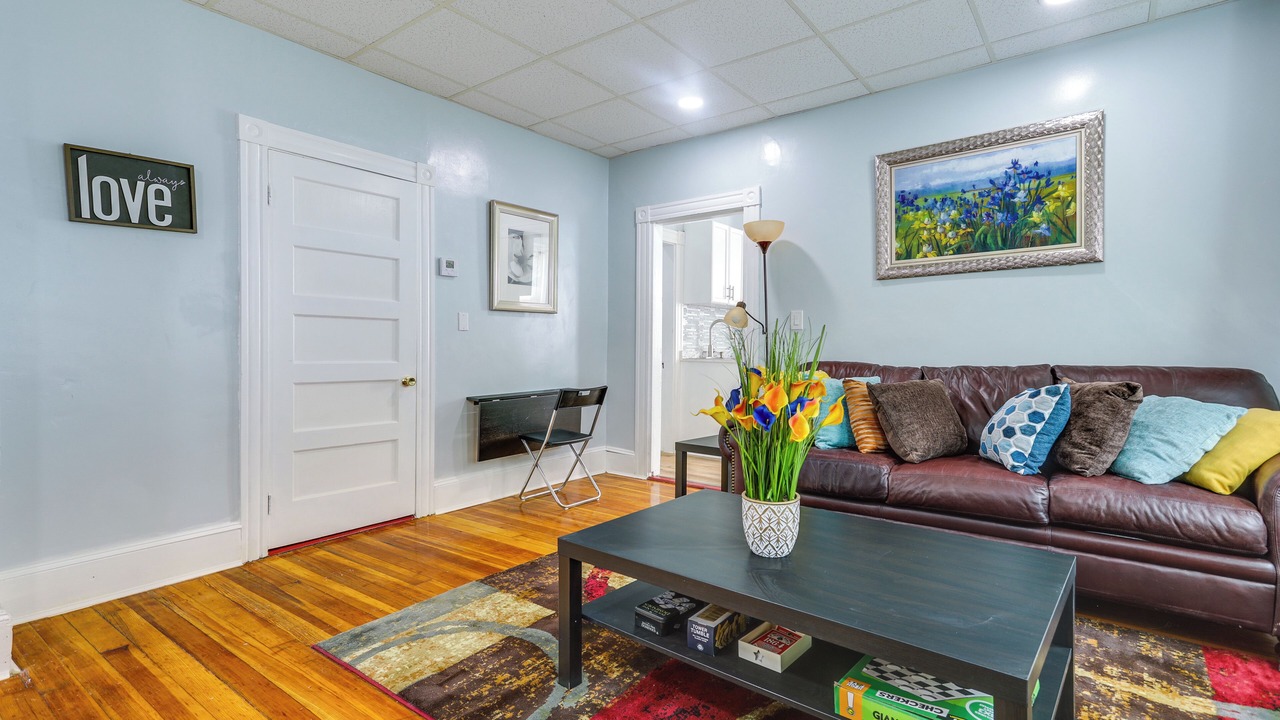 Photo of Livingroom in Stoughton
