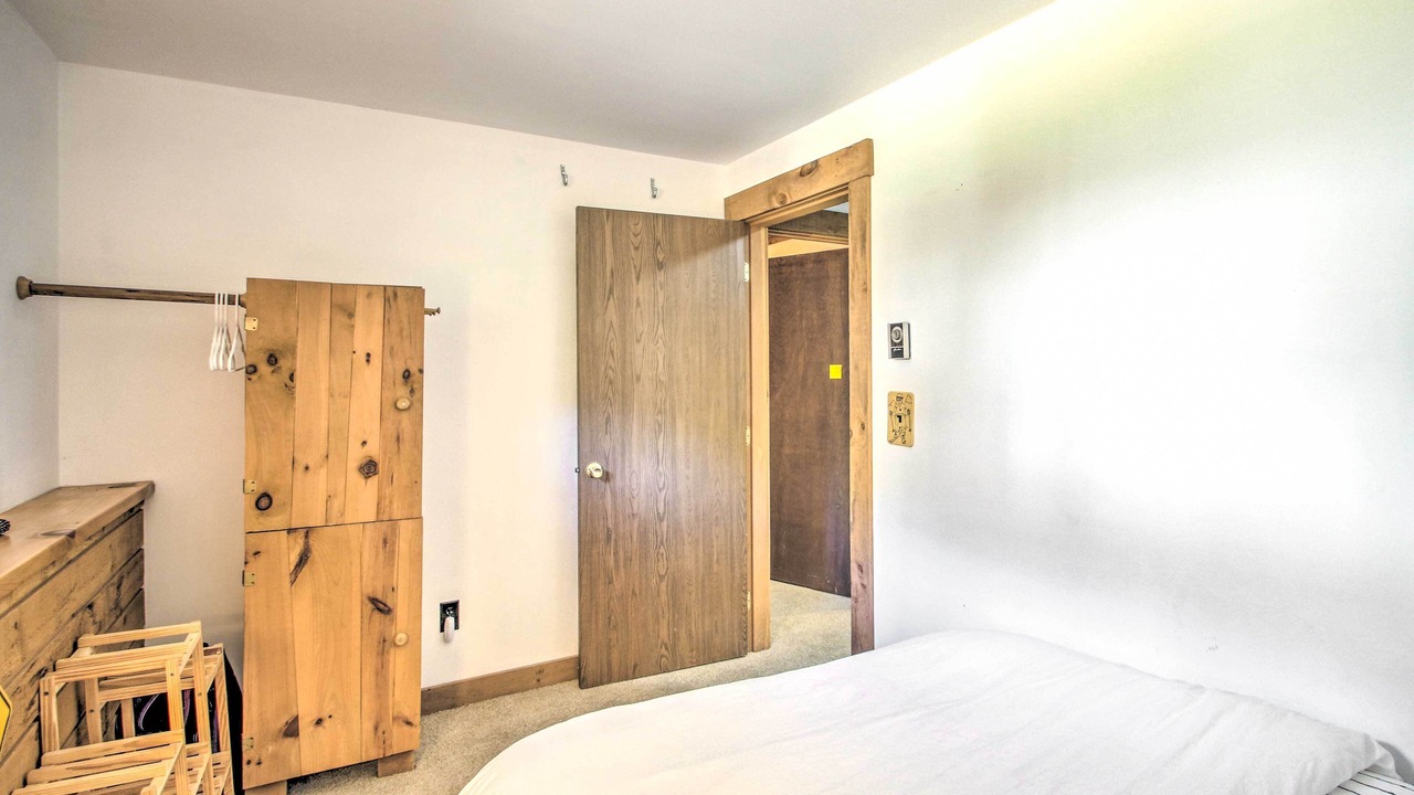 Photo of Bedroom in Cranmore Birches