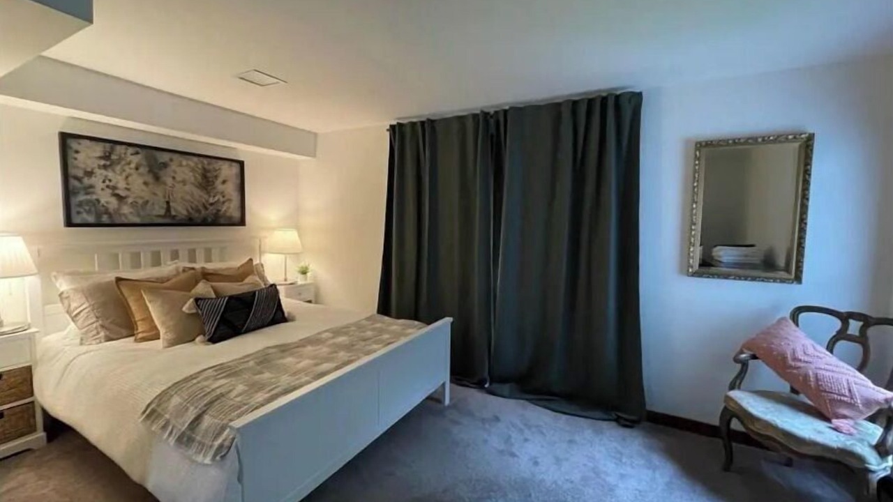 Photo of Bedroom in Hyde Park
