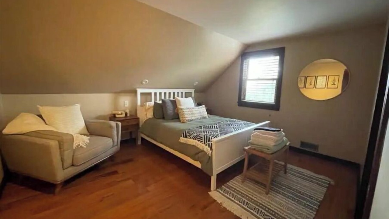 Photo of Bedroom in Hyde Park