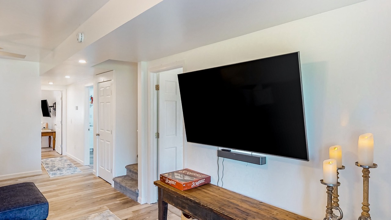 Photo of Livingroom in North Hero