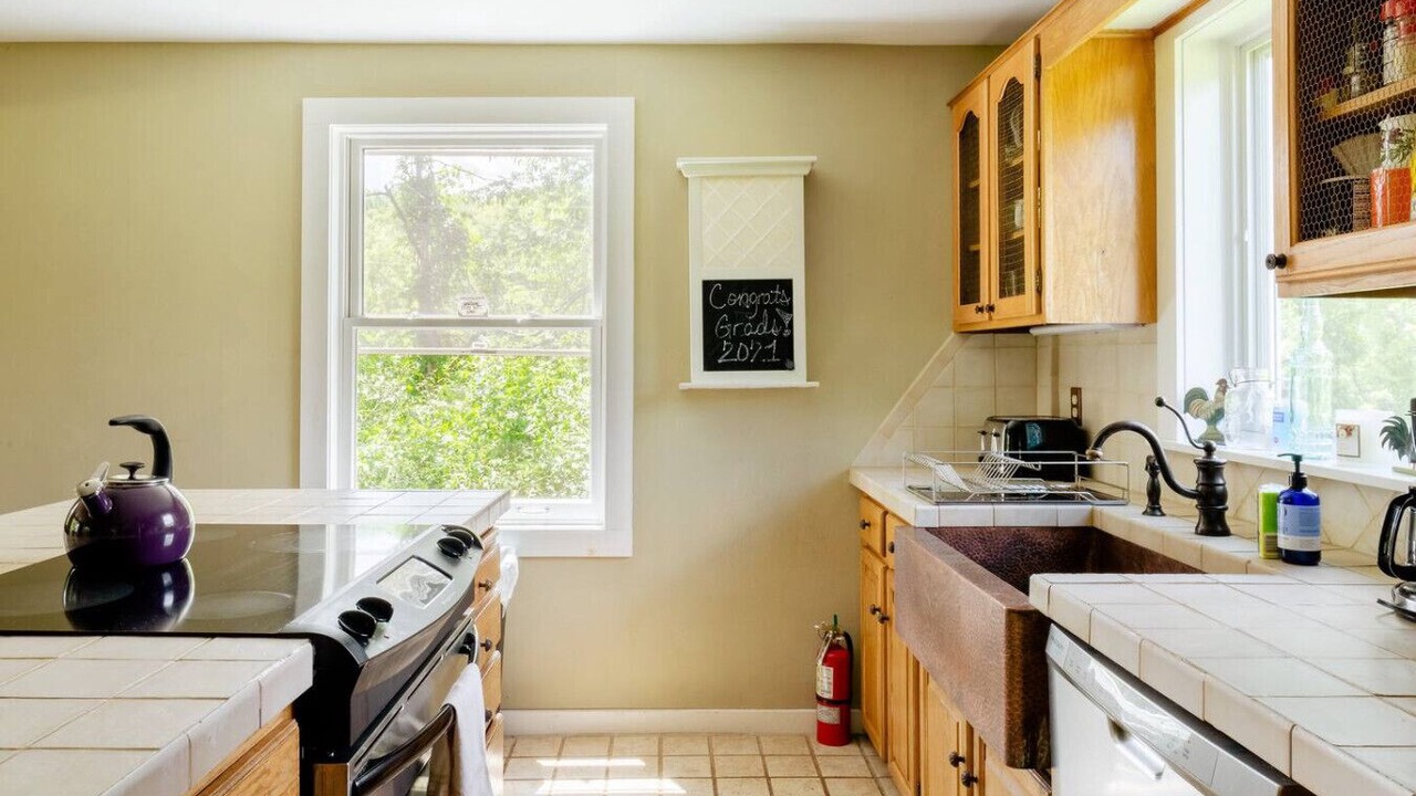 Photo of Kitchen in Roxbury