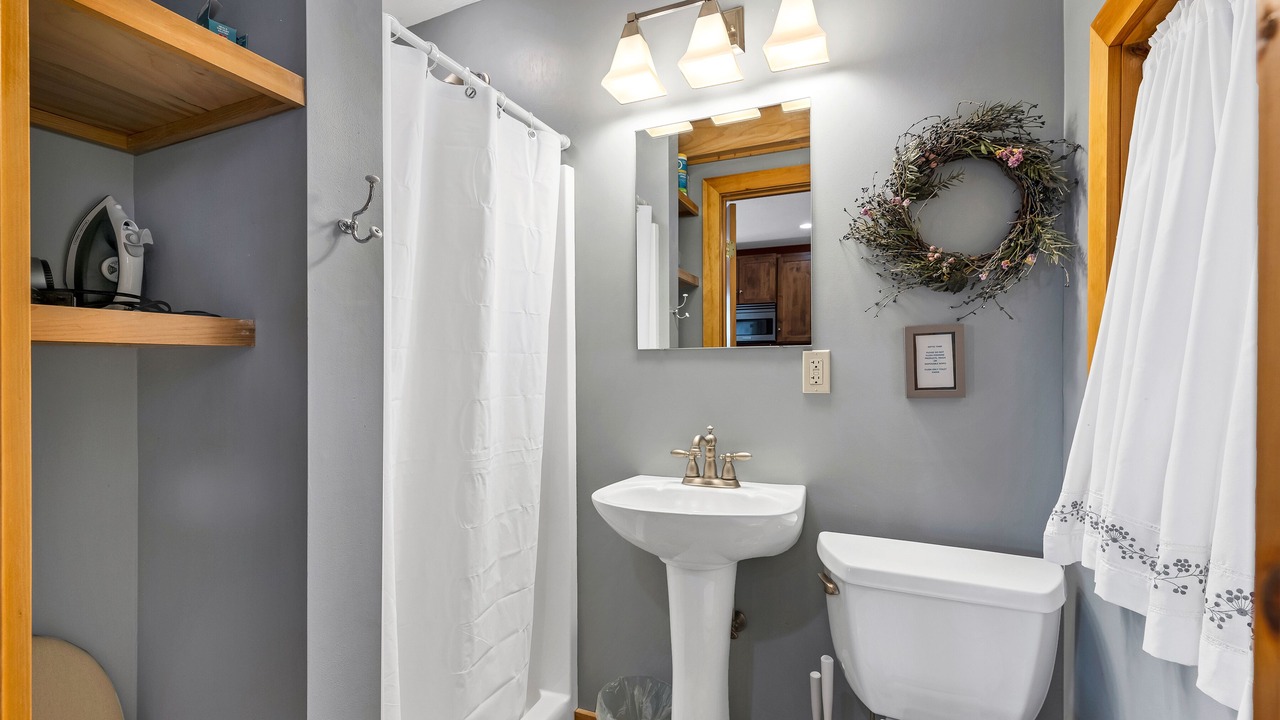Photo of Bathroom in Moultonborough