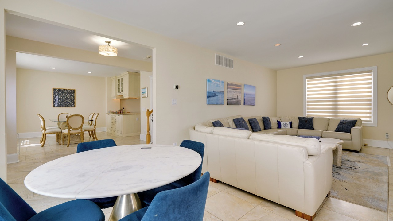 Photo of Livingroom in Ventnor City