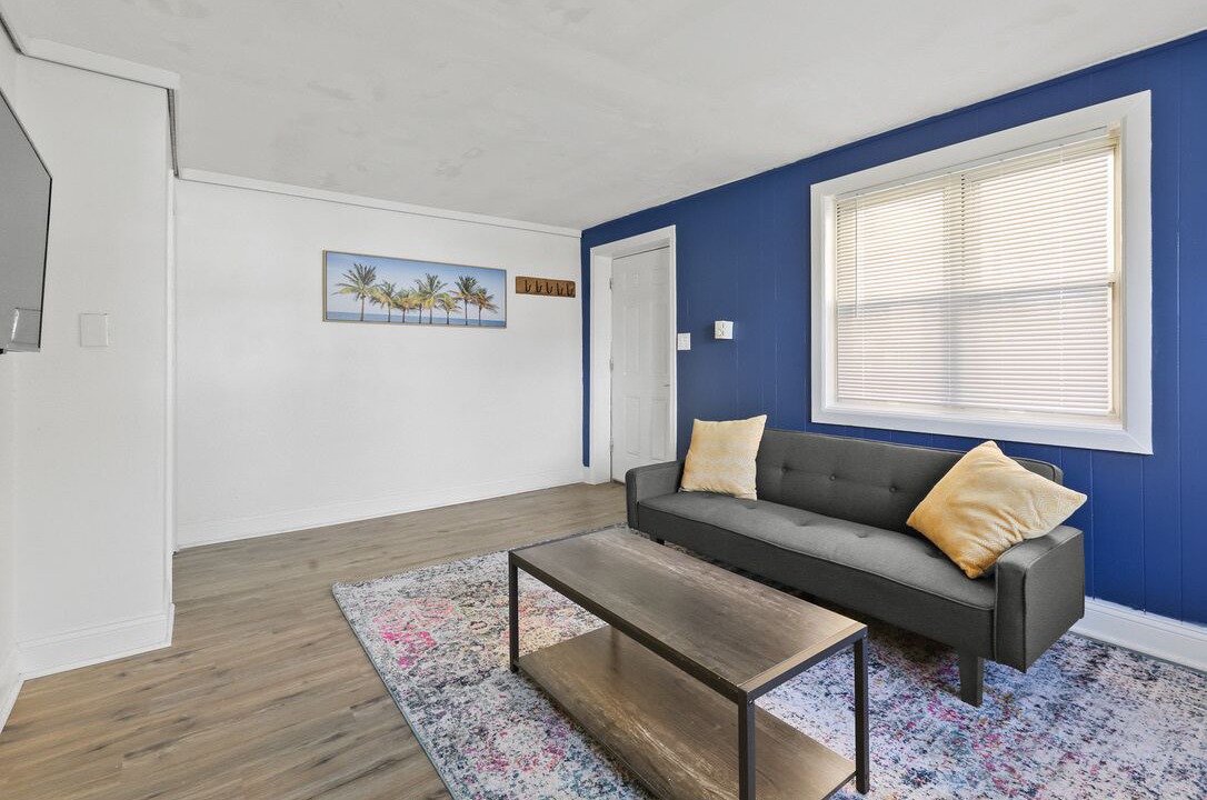 Photo of Livingroom in Parkville