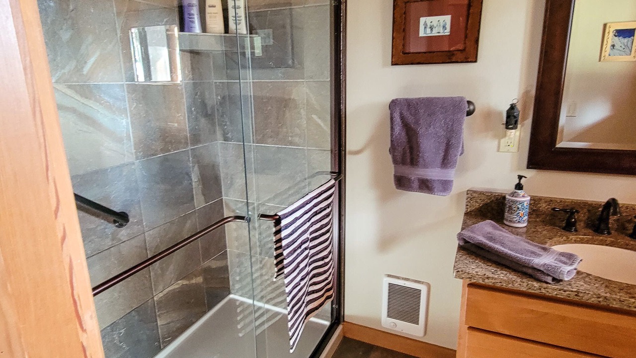 Photo of Bathroom in Mazama