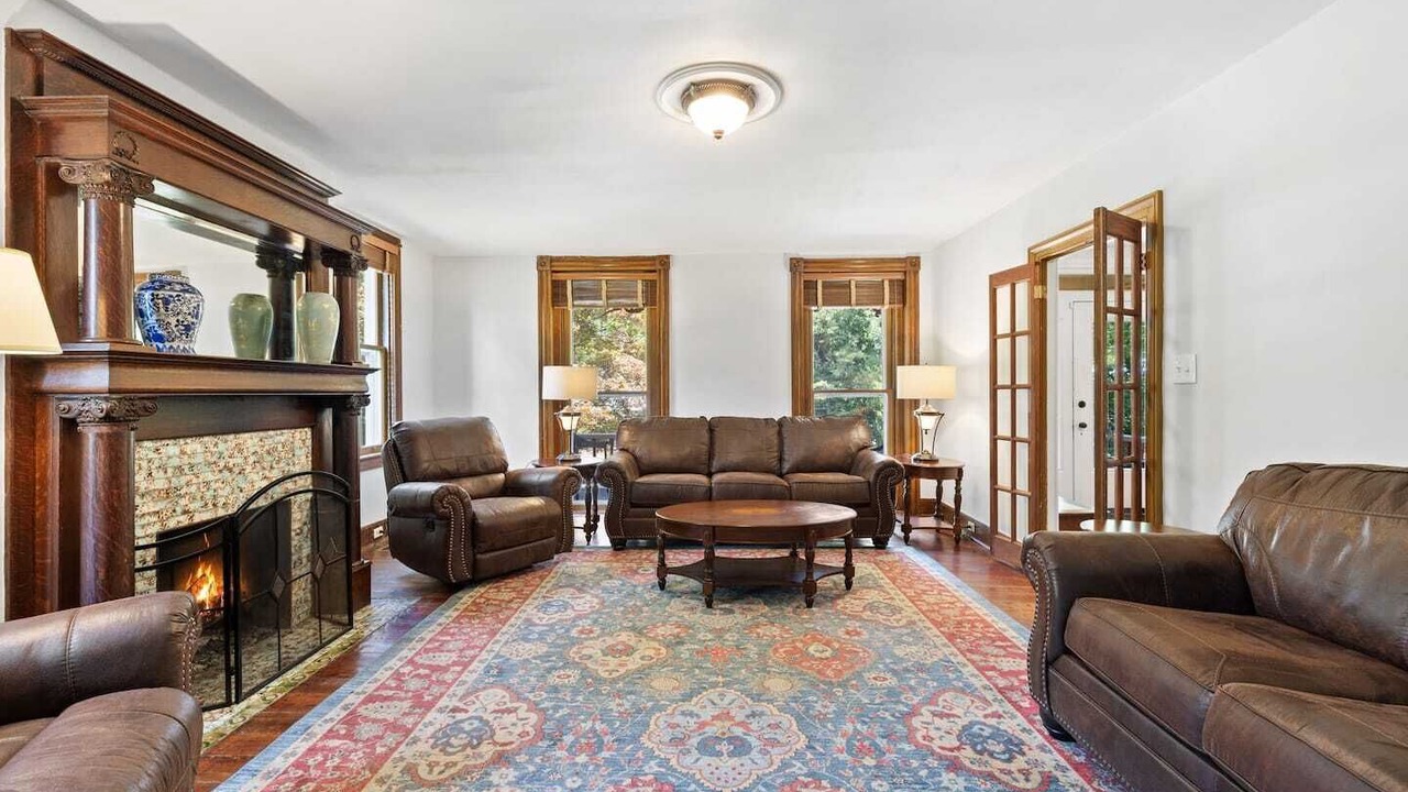 Photo of Livingroom in Harpers Ferry