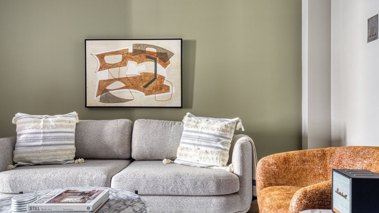 Photo of Livingroom in Ukrainian Village